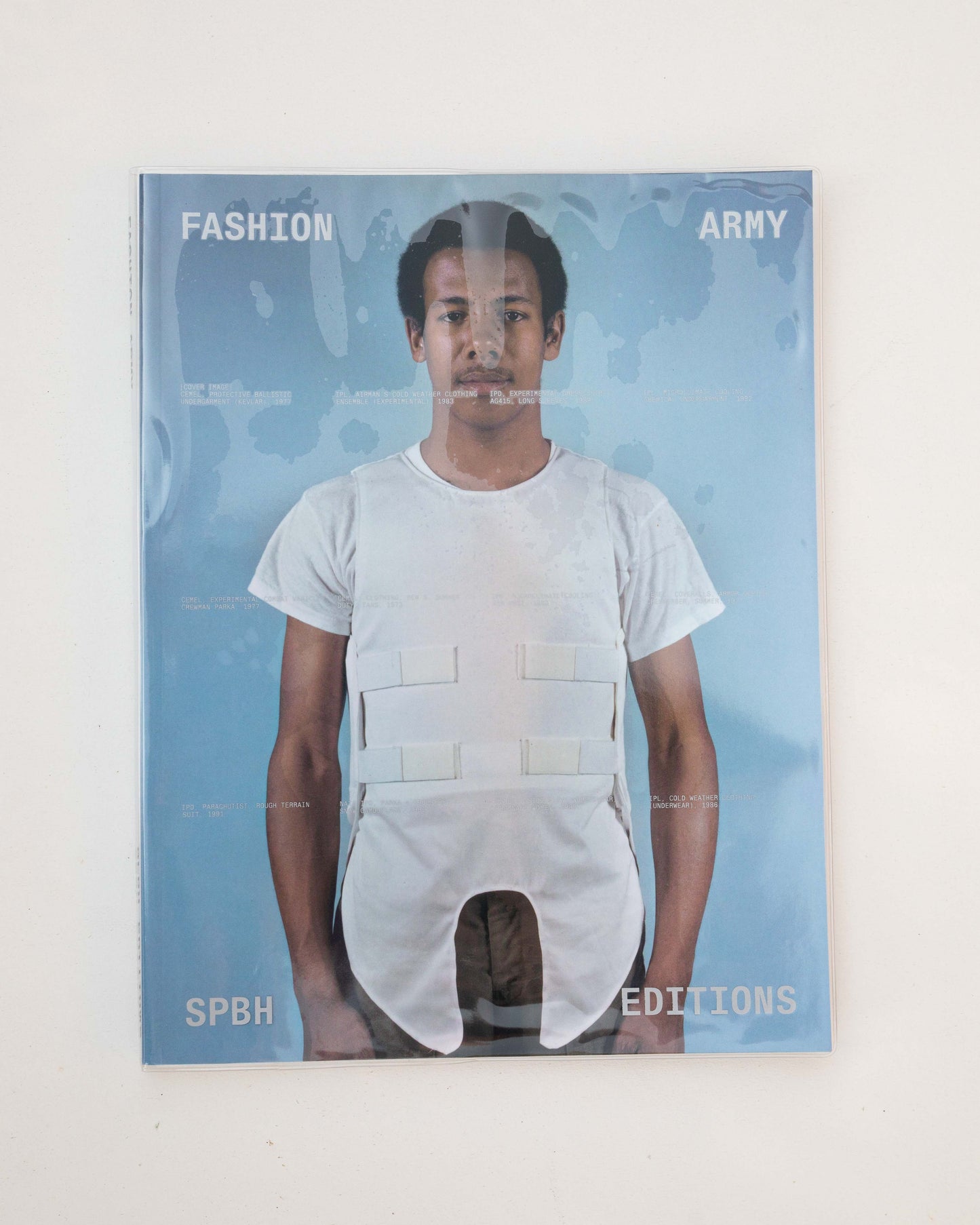 Fashion Army - Matthieu Nicol (ed.)